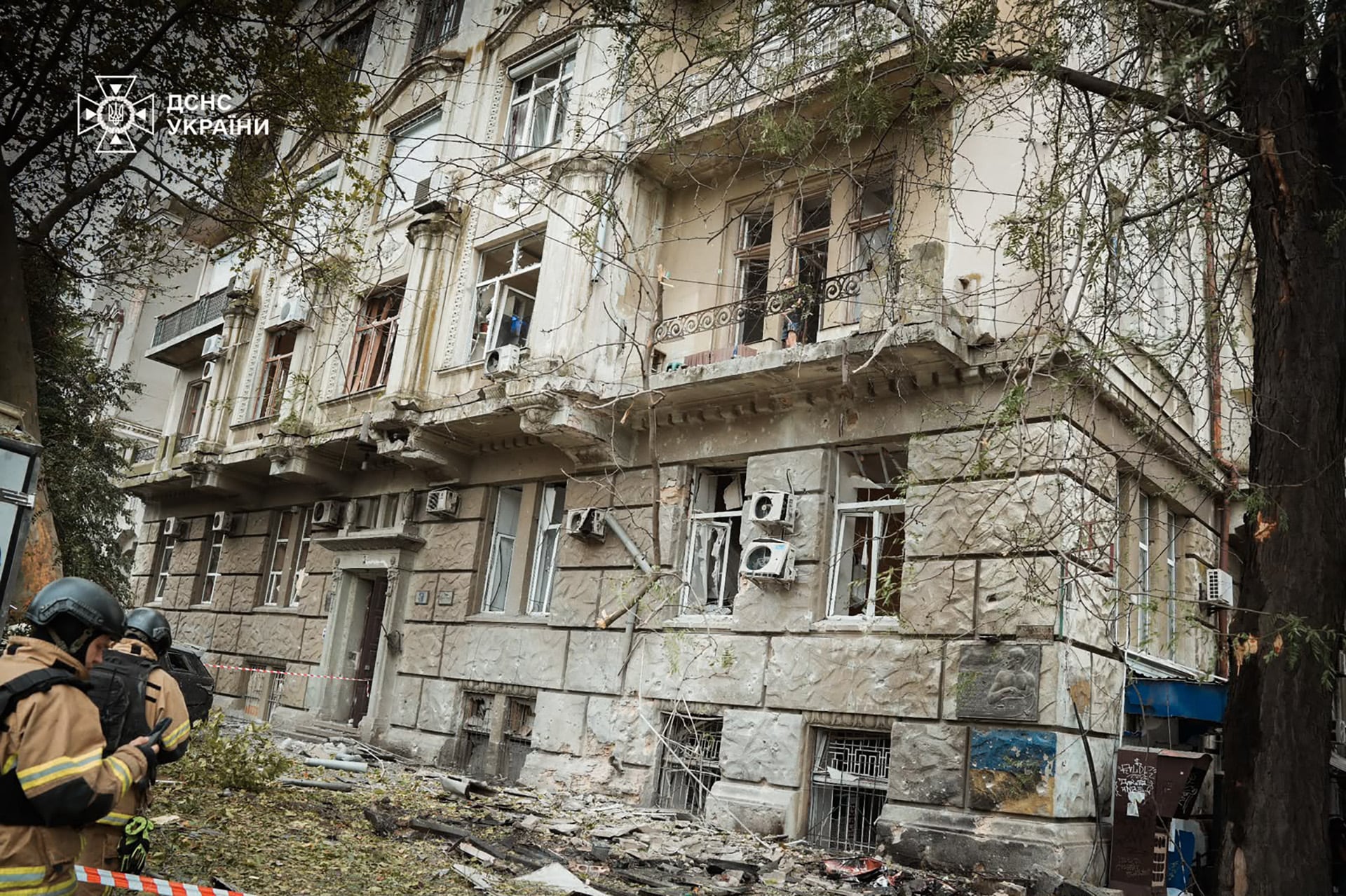 Un edificio con daños en Zaporizhzhia