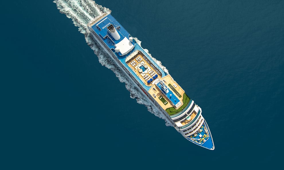 El programa que operaba Royal Caribbean con 274 jornadas era el más largo hasta ahora, pero la nueva ruta del Regatta extiende la navegación a más de un año completo (Explorations By Norwegian)