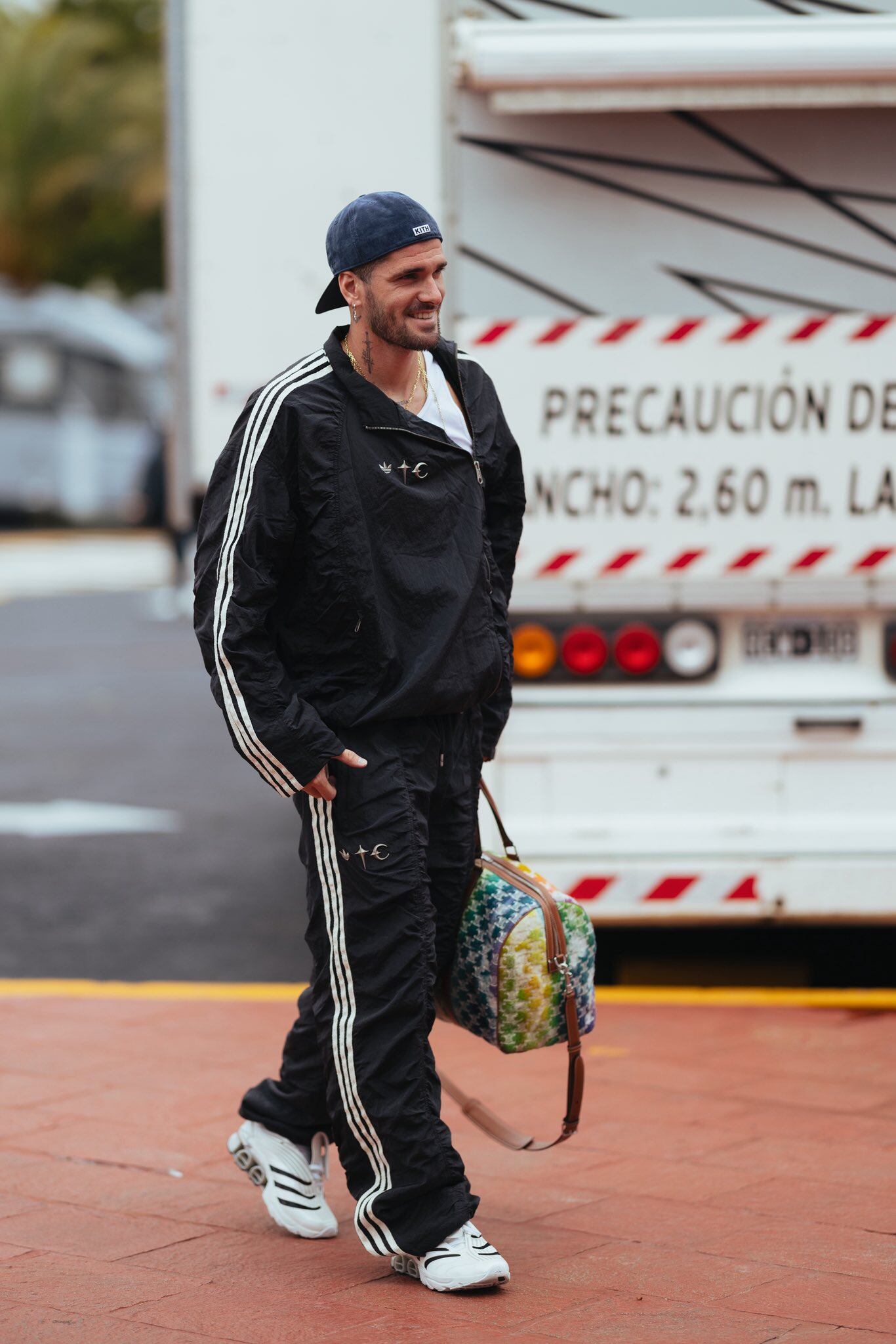 Rodrigo De Paul llegó junto con Lionel Messi (@Argentina)