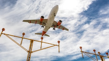 El tráfico aéreo mundial cae un 1,7% en junio por Oriente y la debilidad de mercados en China, EEUU y Japón