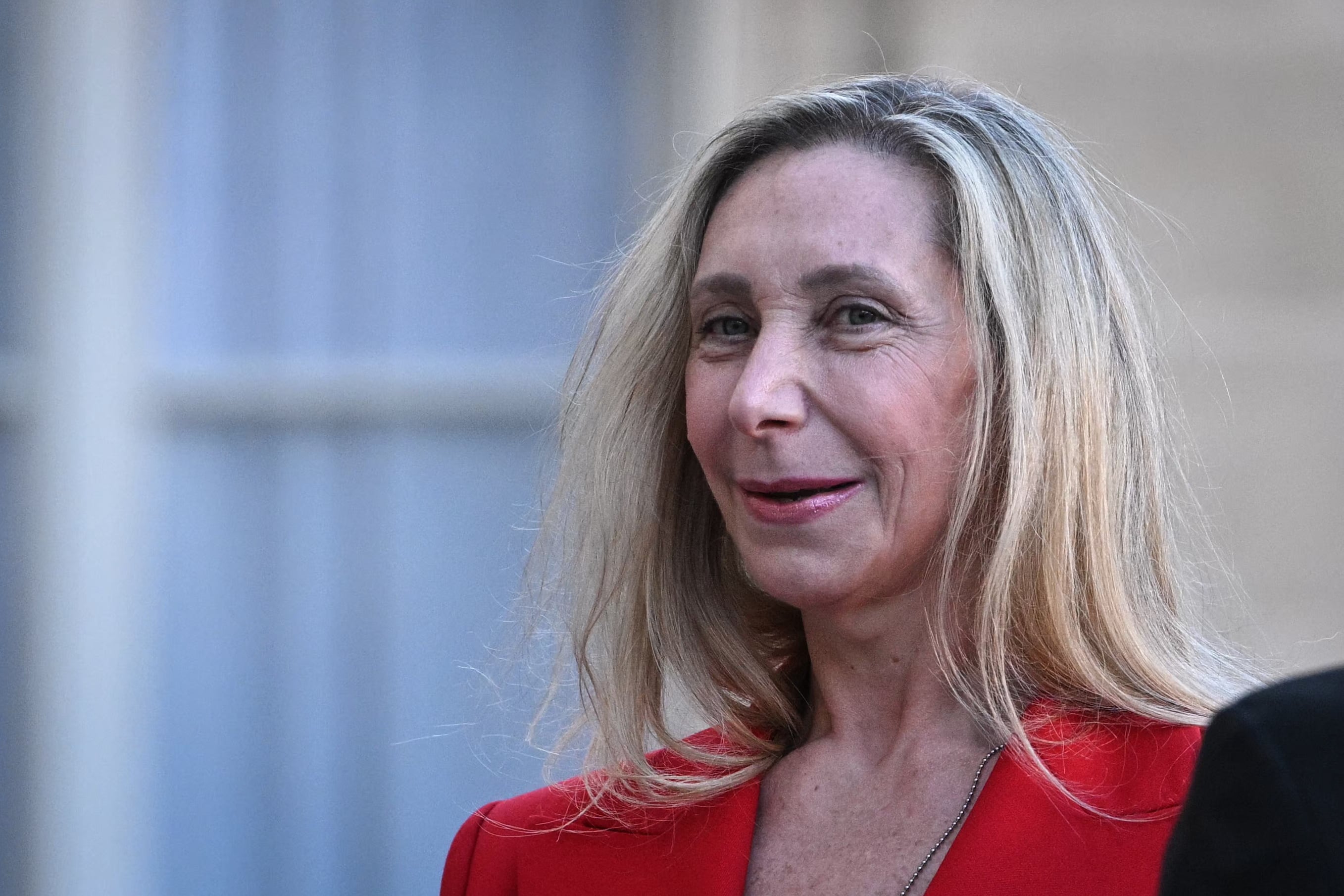 La secretaria general de la Presidencia, Karina Milei, durante el último viaje oficial del Gobierno a París, Francia (EFE)