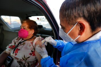 MEX7199.GUADALAJARA (MÉXICO) 16/03/2021.- Brigadistas participan,