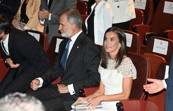 Los Reyes, Don Felipe y Doña Letizia, presiden la entrega de los premios Nacionales de Cultura 2022 y 2023 en el Museo nacional de arte Reina Sofía, a 10 de octubre de 2024, en Madrid (España) (José Oliva / Europa Press)