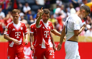 Soccer Football - Club World