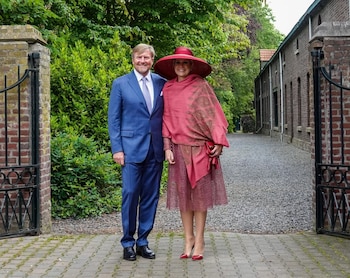 La reina Máxima junto al rey Guillermo Alejandro recorrieron varias localidades de Limburgo Central (@koninklijkhuis)