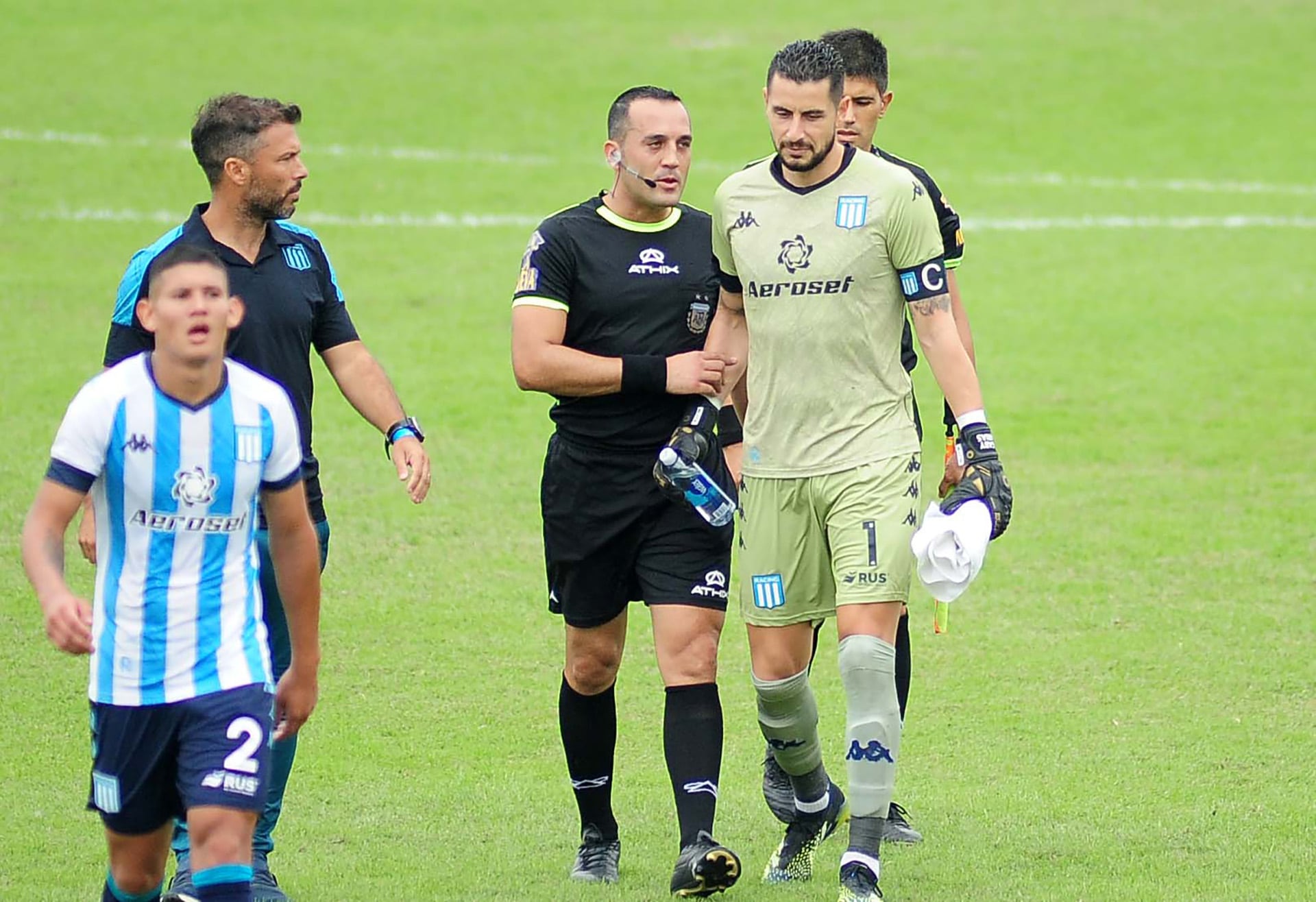 Fernando Espinoza durante el duelo entre Racing y Arsenal del 2021 (FotoBaires)
