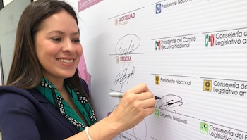 (X/@karencastrejont)