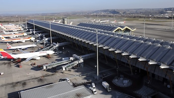 “Si este verano no hay queroseno, no se podrá volar”: los combustibles alternativos no son una solución inmediata para la aviación ante la crisis del estrecho de Ormuz