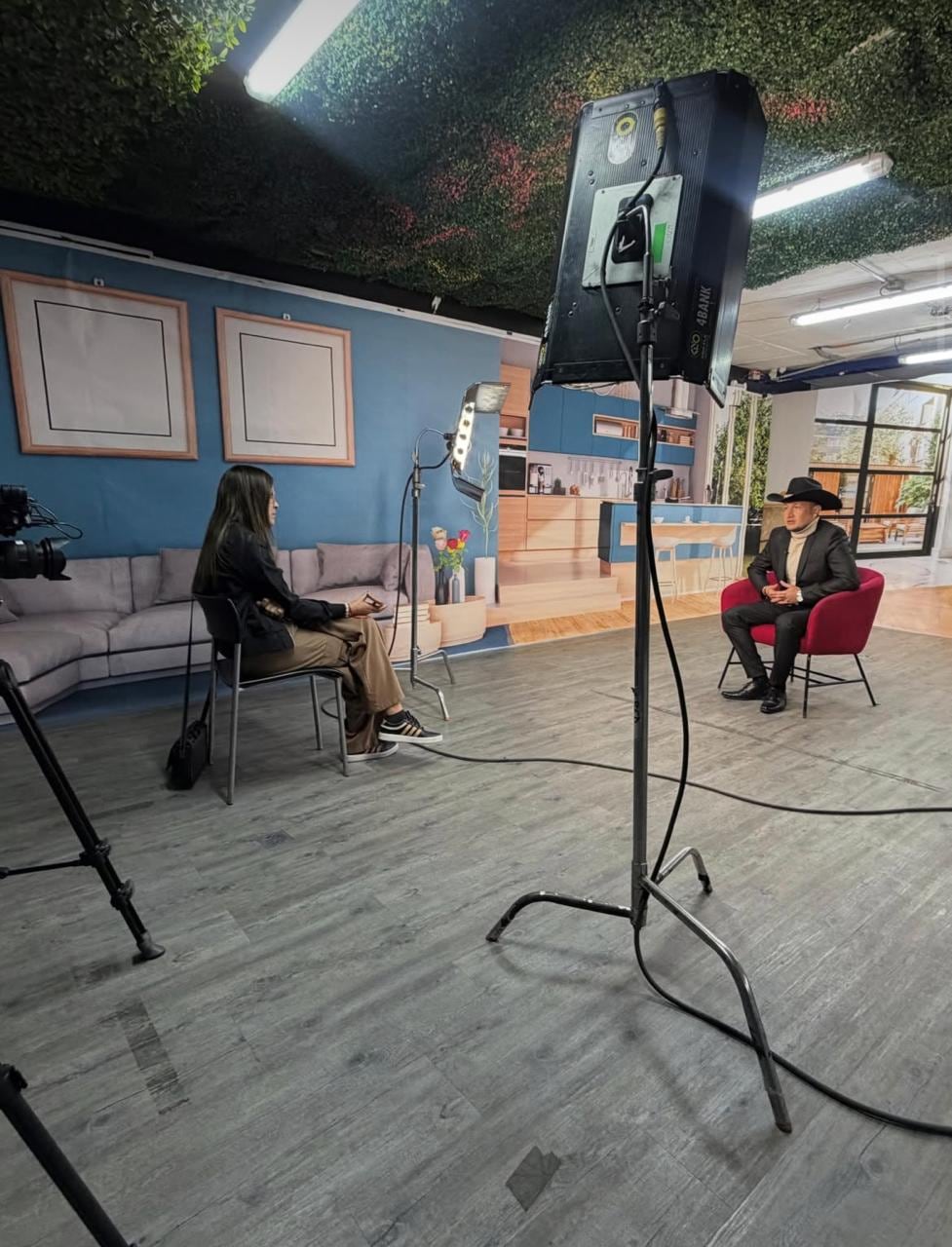 Cantante colombiano fue retenido en el Huila y contó que le arrebataron sus pertenencias - crédito @alexsamoficial/IG