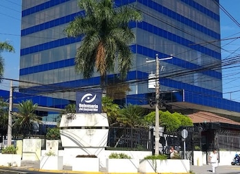 La Defensoría del Consumidor activó un plan especial para proteger a los consumidores durante las Fiestas Julias en Santa Ana y las Fiestas Agostinas en San Salvador./ (Defensoría del Consumidor)