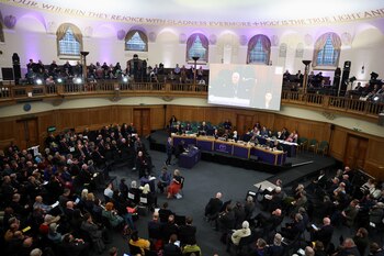 La sesión inaugural del Sínodo