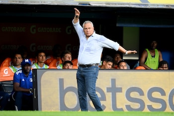 El entrenador tolimense es cuestionado