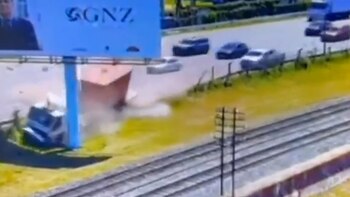 Impactante accidente en la avenida