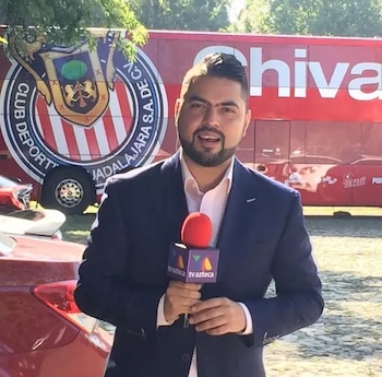 Omar Villareal recibió cientos de reconocimientos por 'salvar' la chamba de su medio tras fallas de transmisión.