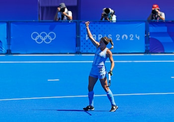 Julieta Jankunas festeja un gol con Las Leonas en los Juegos Olímpicos de París 2024 (REUTERS/Anushree Fadnavis)