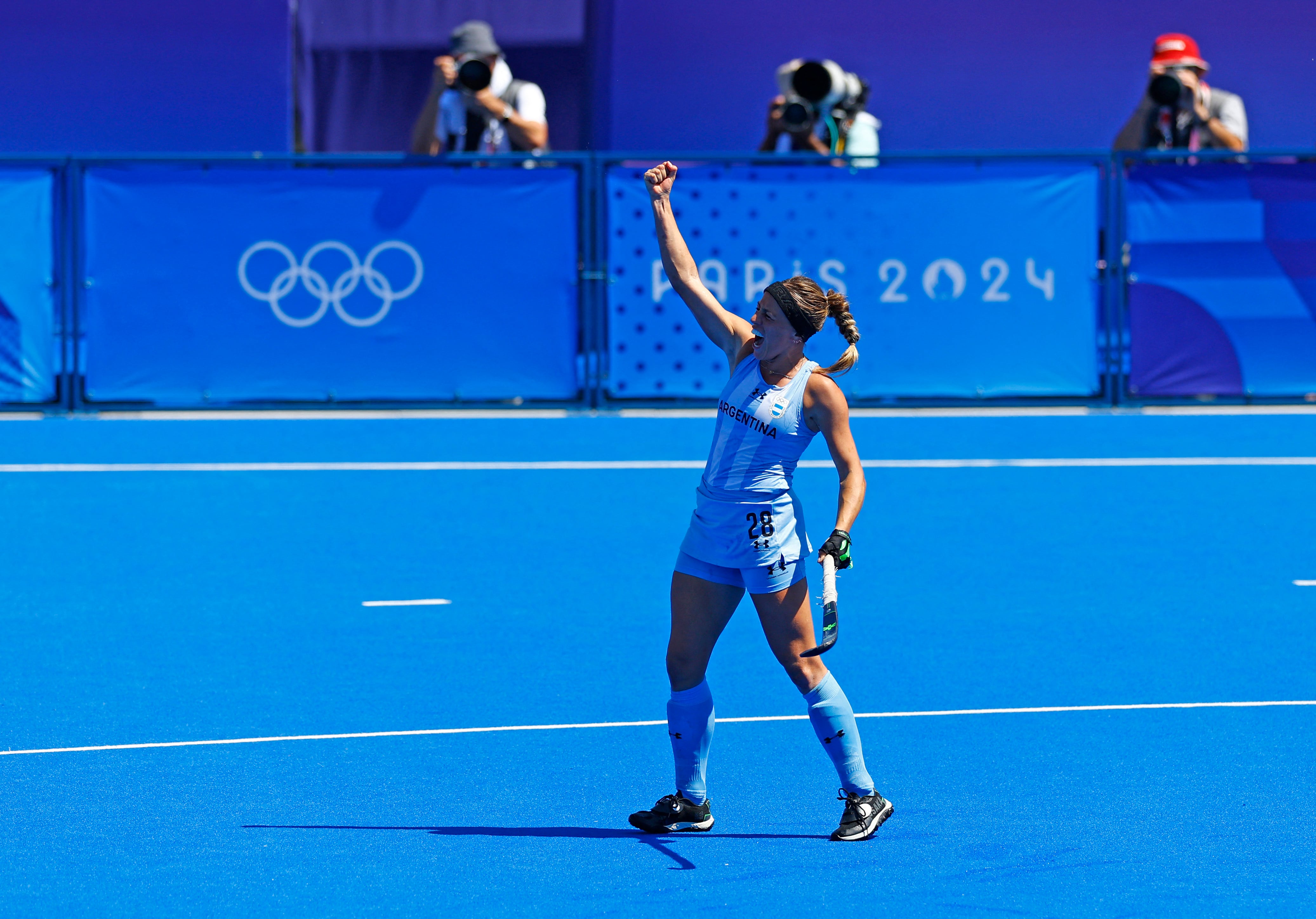 Julieta Jankunas festeja un gol con Las Leonas en los Juegos Olímpicos de París 2024 (REUTERS/Anushree Fadnavis)