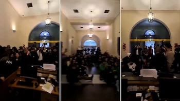 Estudiantes universitarios realizaron una sentada en el Palacio Pizzurno y pidieron que se aplique la Ley de Financiamiento
