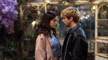 ‘Boulevard’, la enésima adaptación de un ‘fanfic’ de Wattpad más cerca del sonrojo que de la emoción adolescente