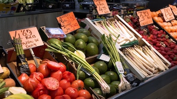Legumbres verdes, hortalizas, huevos y pescado disparan sus precios en el último año