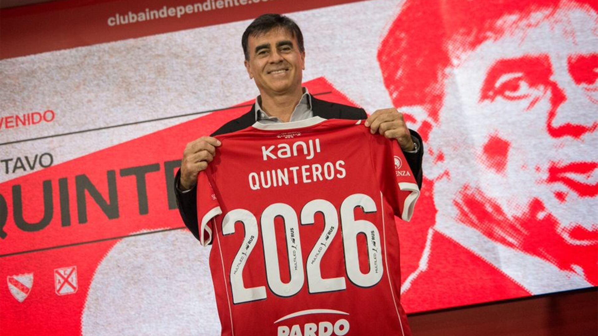 Gustavo Quinteros firmó un contrato hasta 2026 con Independiente (@Independiente)