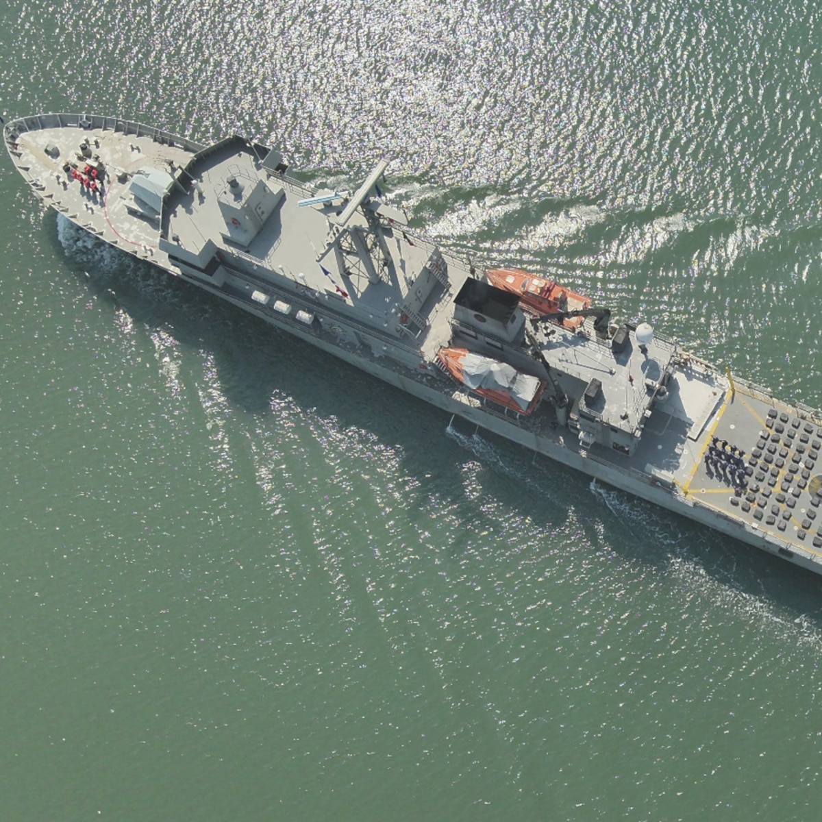 Semar asegura más de tres toneladas de cocaína y detiene a siete en costas de Colima - Infobae