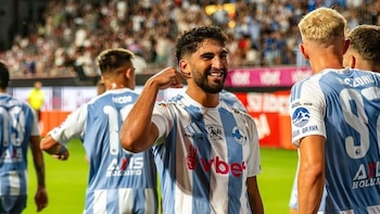 Renato Espinosa suma un gol en siete partidos con el recién ascendido Corvinul Hunedoara. - Crédito: Difusión