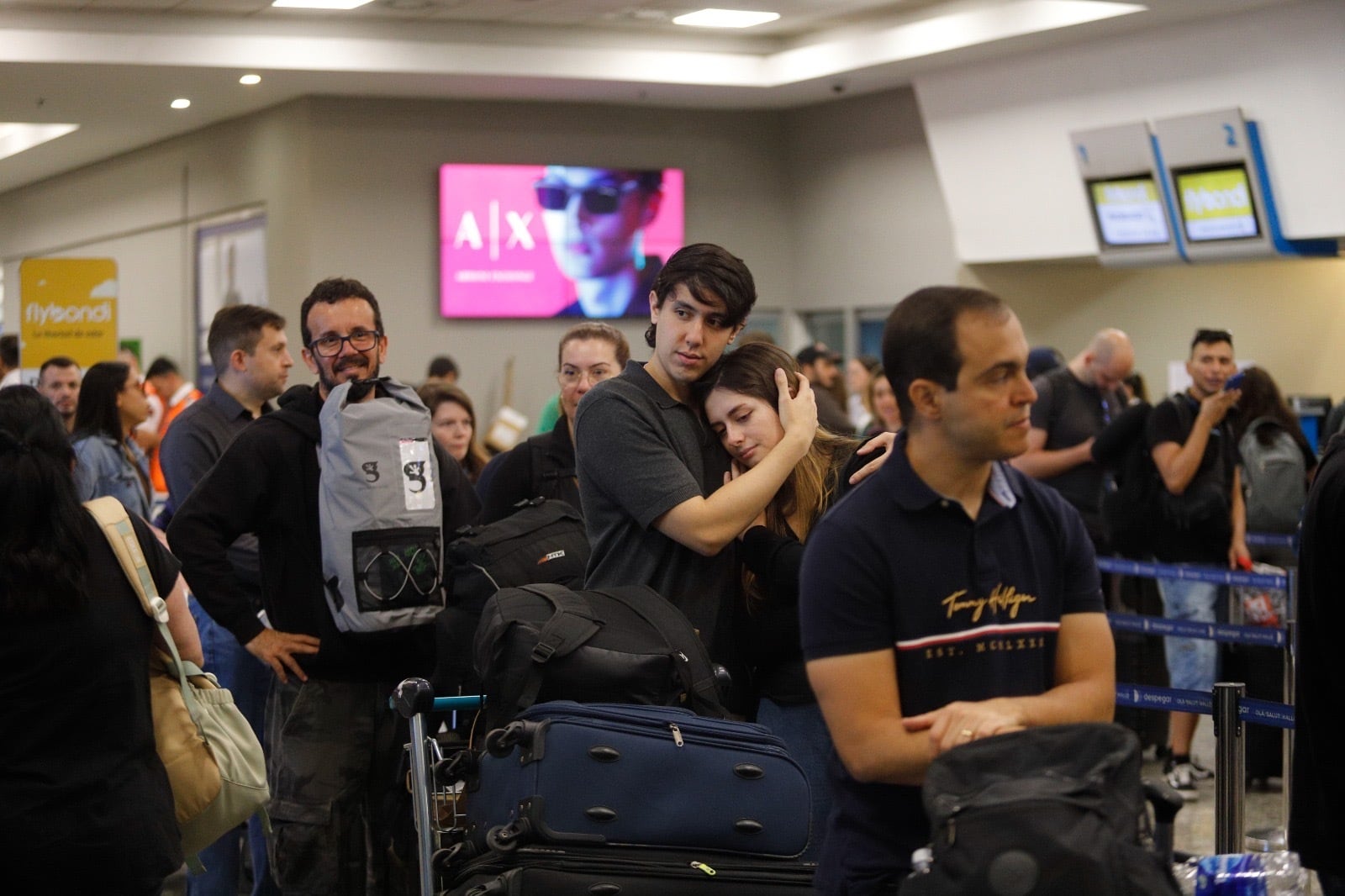 Los controladores aéreos llevarán a cabo segunda jornada de paro este jueves (NA)