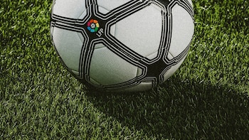 LaLiga presenta el balón para
