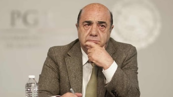 Caso Ayotzinapa: retiran prisión domiciliaria a Murillo Karam, pero usará brazalete electrónico