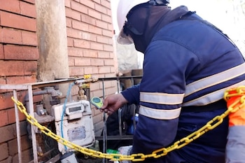 Cada manipulación de medidores era