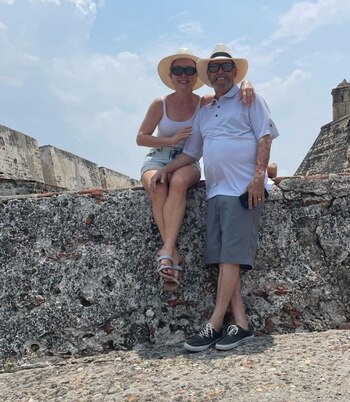 La pareja se casó en