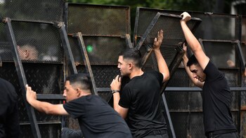 Marcha en el Congreso Jubilados y paro - 9 de abril