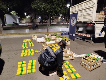 Los panes entre la fruta