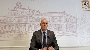Alcalde de León (PSOE) pide