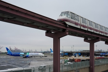 El vuelo internacional afectado formaba parte de la ruta regular entre Venecia y Newark en plena temporada alta de viajes turísticos y comerciales (REUTERS/David 'Dee' Delgado)