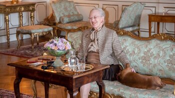 La reina Margarita II durante