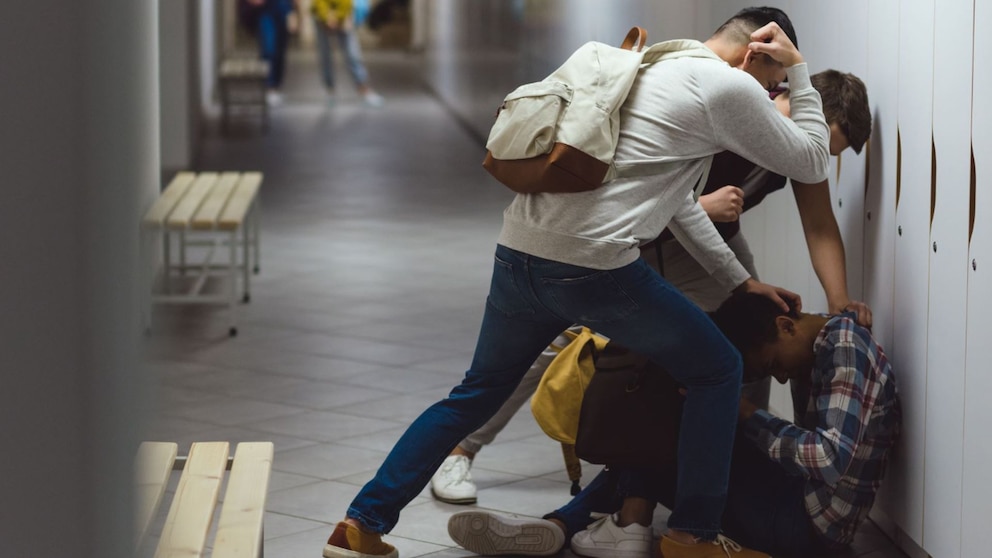 B2YINUDTXFDCTF3ZIHXIVG27TU