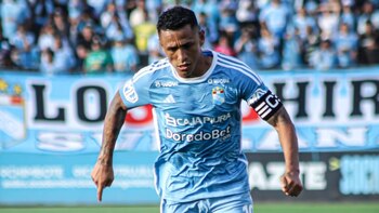 Yoshimar Yotún, de 34 años,