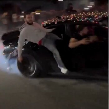 Los agresores se subieron sobre