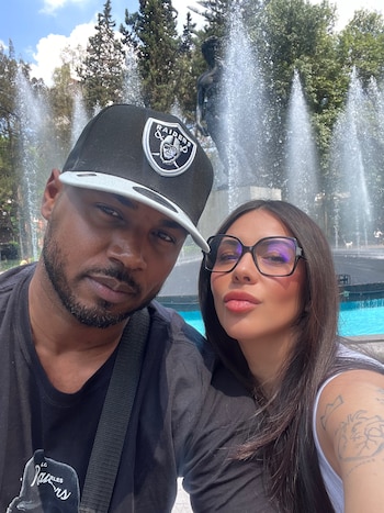 Jimena Sánchez y su esposo Tis Zombie