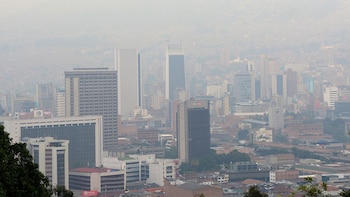 Eles fecharam o Tribunal Administrativo