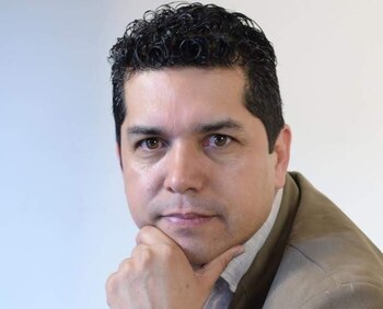 Para Arteaga, de formación adventista,