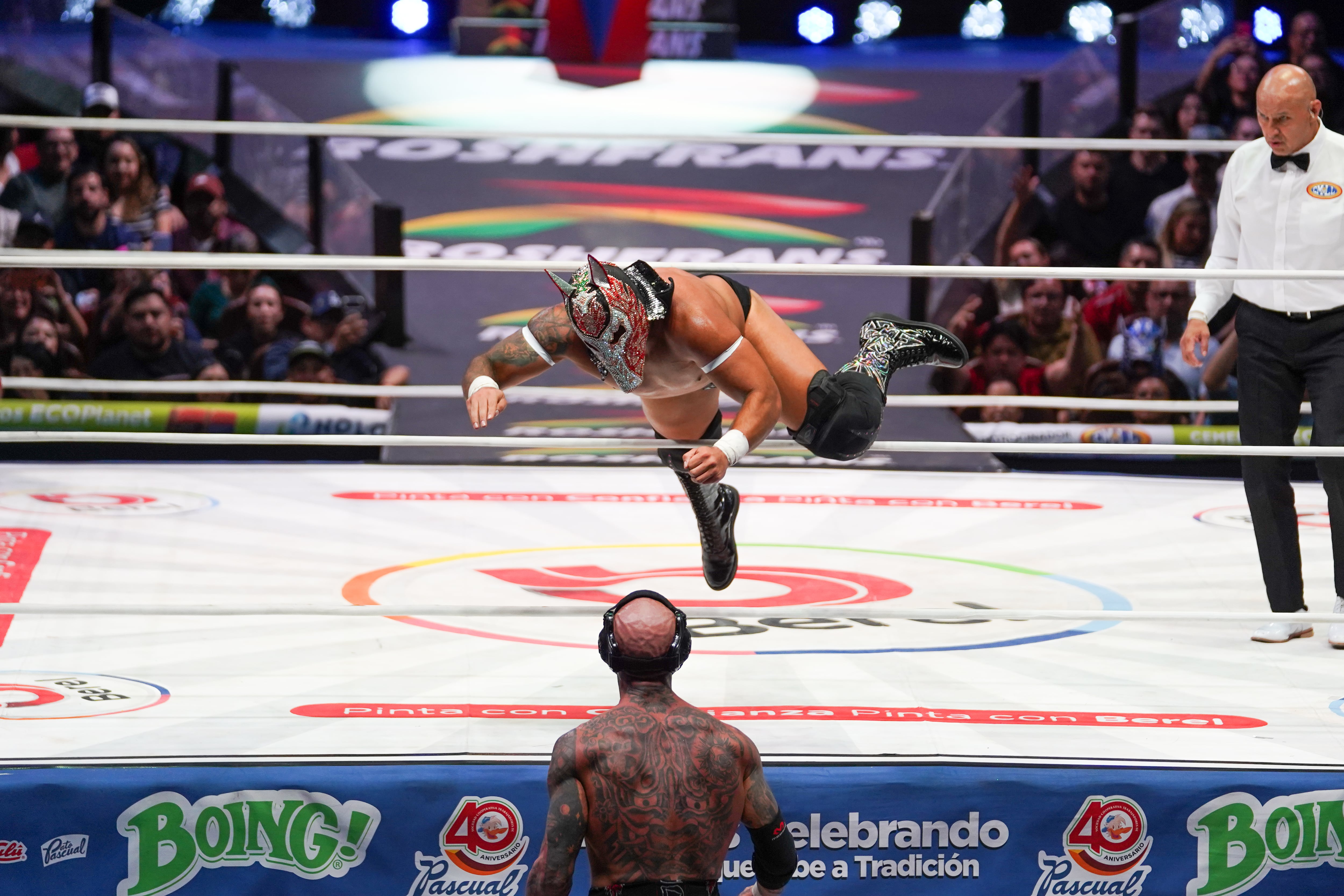 (CMLL / Oswaldo Jaimez - Dojo Media)