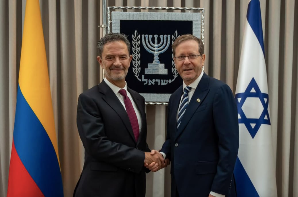 Canciller de Colombia Omar Bula se reunió con el presidente de Israel, Isaac Herzog: “Una nueva etapa de cooperación”