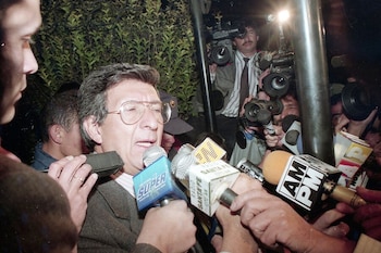 Periodista y relacionista público del