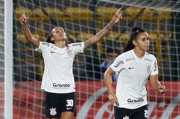 La aplanadora brasileña llegó en el segundo tiempo para concretar la goleada de 8-0. (EFE/ Mauricio Dueñas Castañeda)