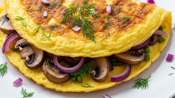 Recetas de omelette fáciles y diferentes: siete variantes con ingredientes poco habituales