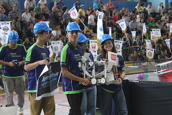 La selección del Team El Salvador se definió tras un proceso de evaluación en el STEAM Maker Challenge 2026 y un bootcamp especializado de dos días. (Fotos cortesía FUSALMO)