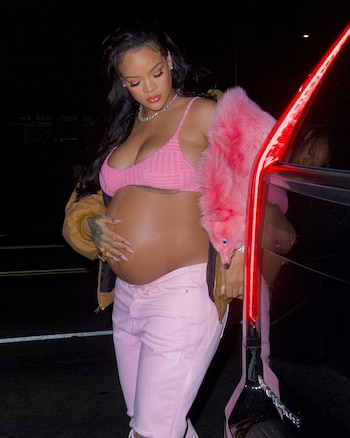 Rihanna dio a luz en