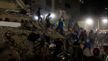 Una búsqueda desesperada de los últimos sobrevivientes en Caracas